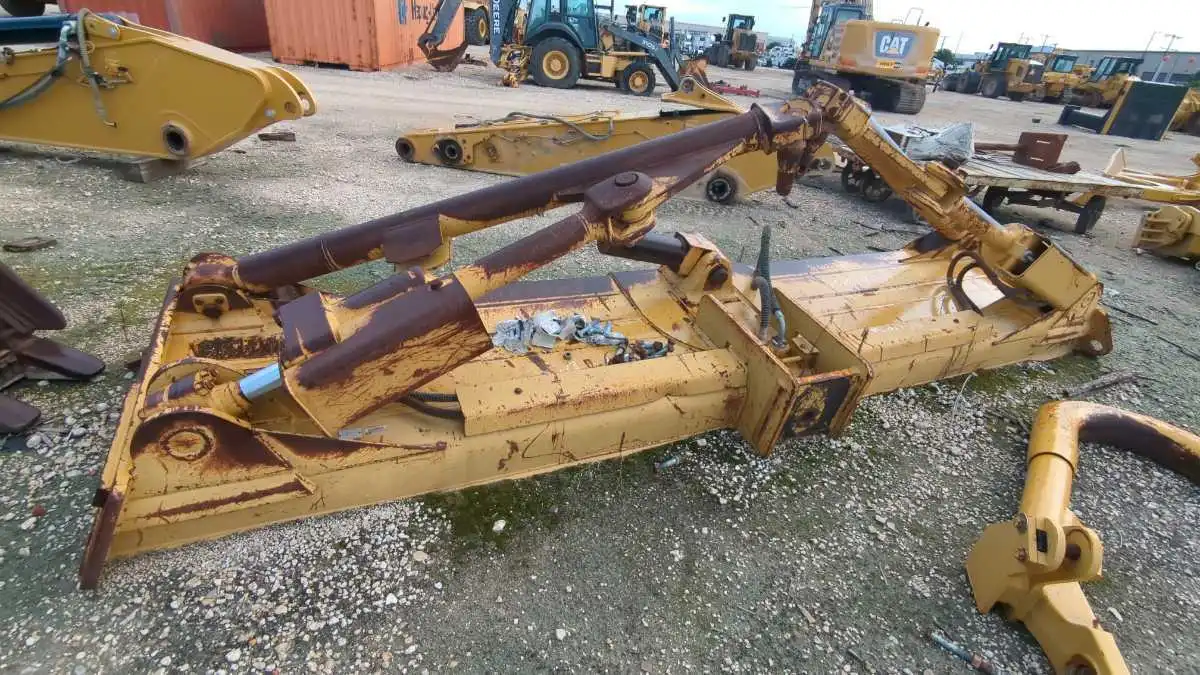 USED D8T ANGLE BLADE COMPLETE                  MQ image 4