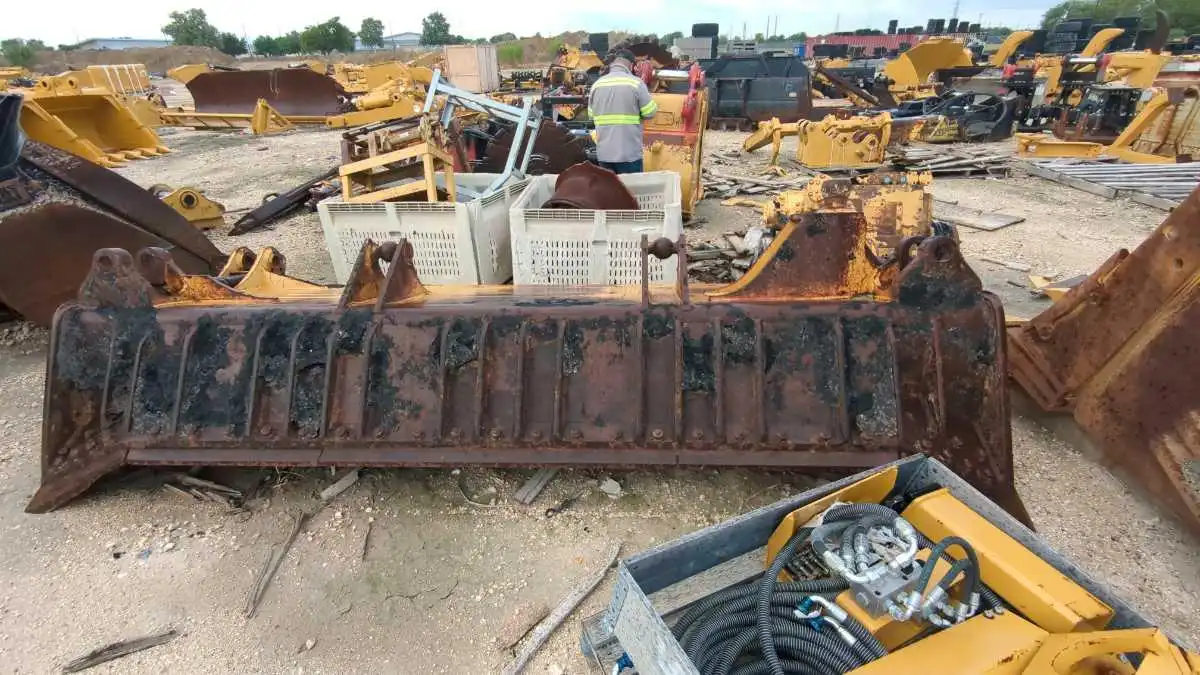 COMPLETE USED D8T SU BLADE GROUP     DR1 image 5