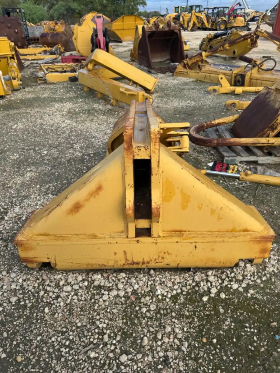 D10T SS RIPPER CARRAIGE ONLY                            KWK image 2