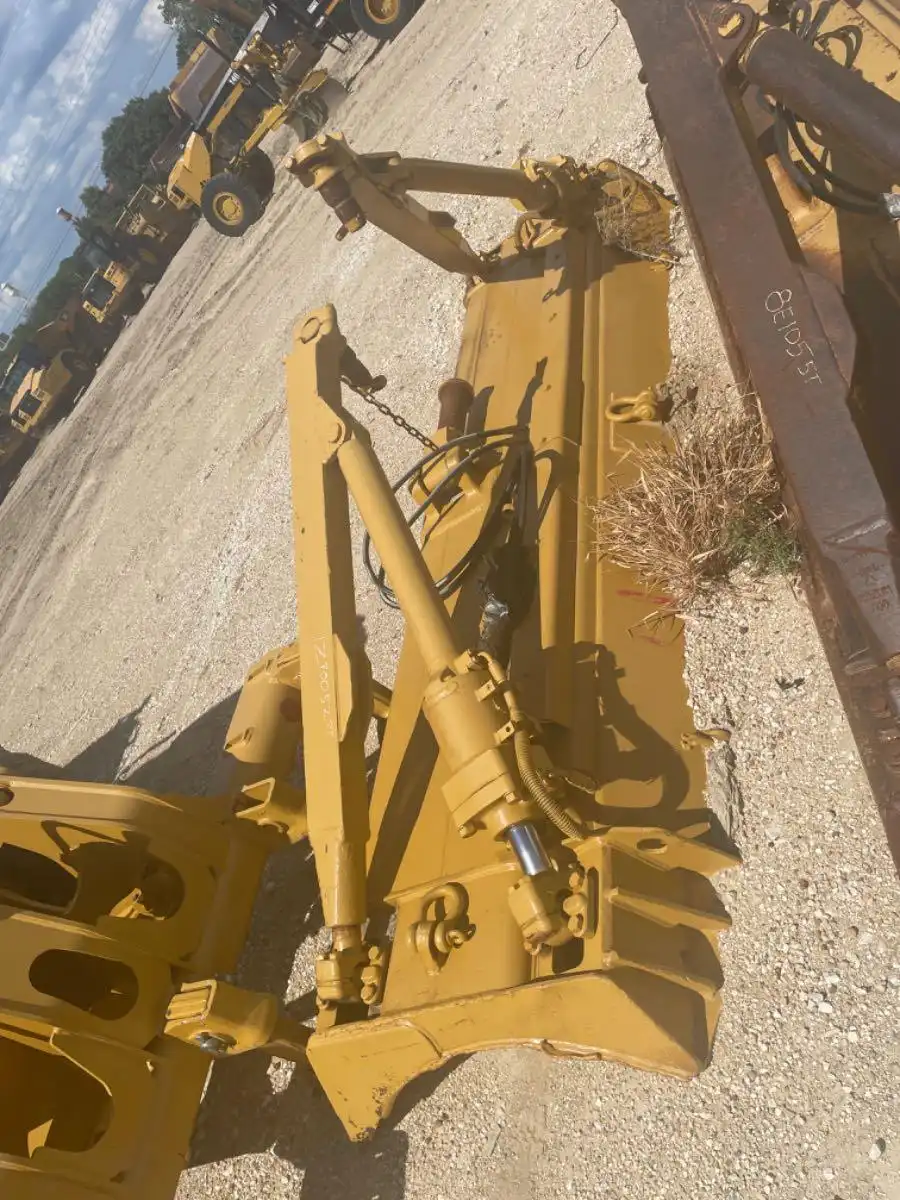 USED D6T ANGLE BLADE 9U8094 image 3