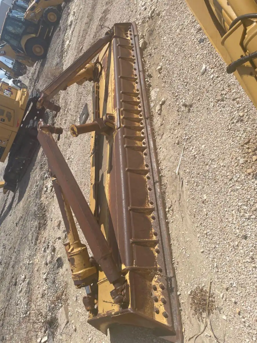 USED D6T ANGLE BLADE             MQ image 5
