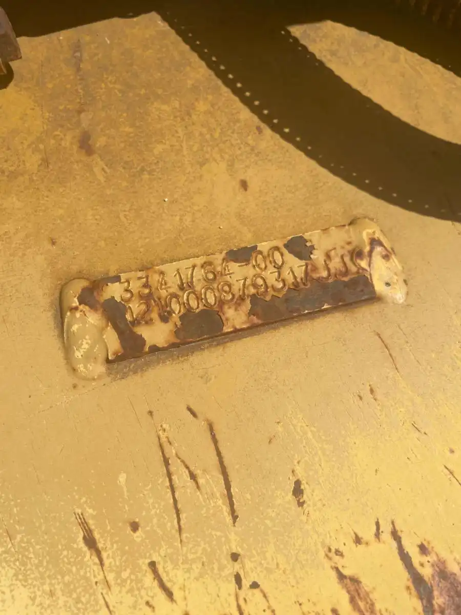 USED D6T ANGLE BLADE             MQ image 6
