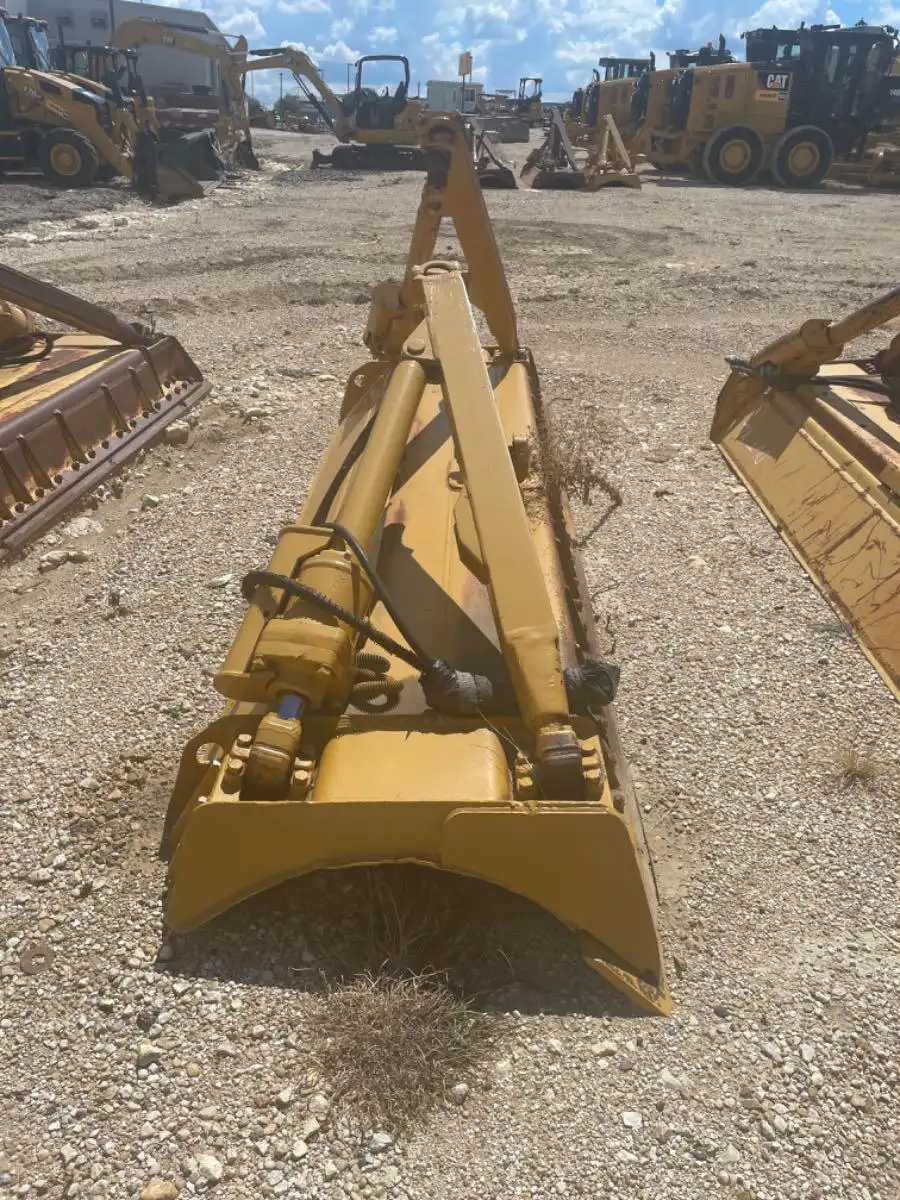 USED D6T XL ANGLE BLADE               MQ image 5