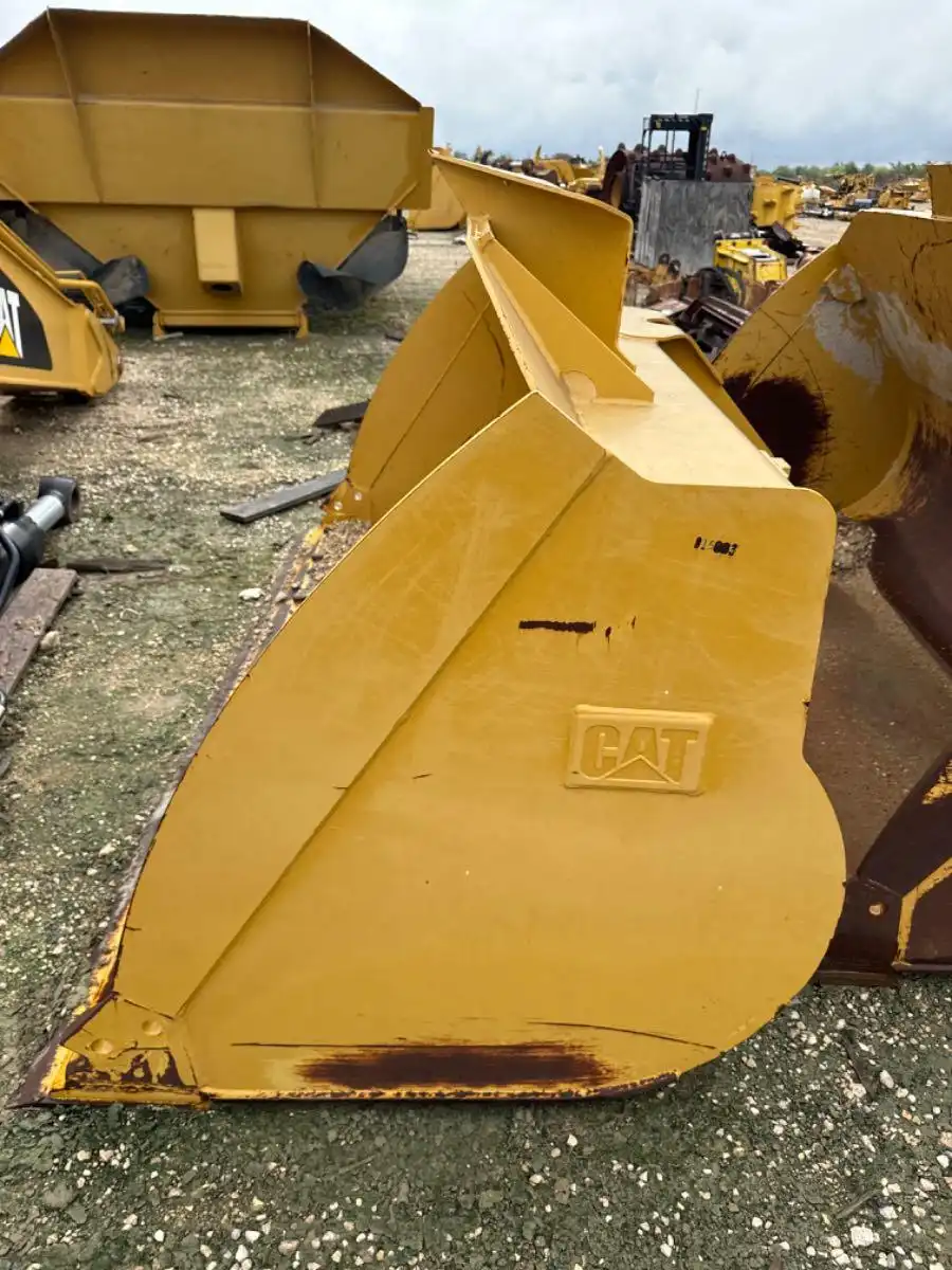 USED 924/930K PIN ON BUCKET                       MQ image 3