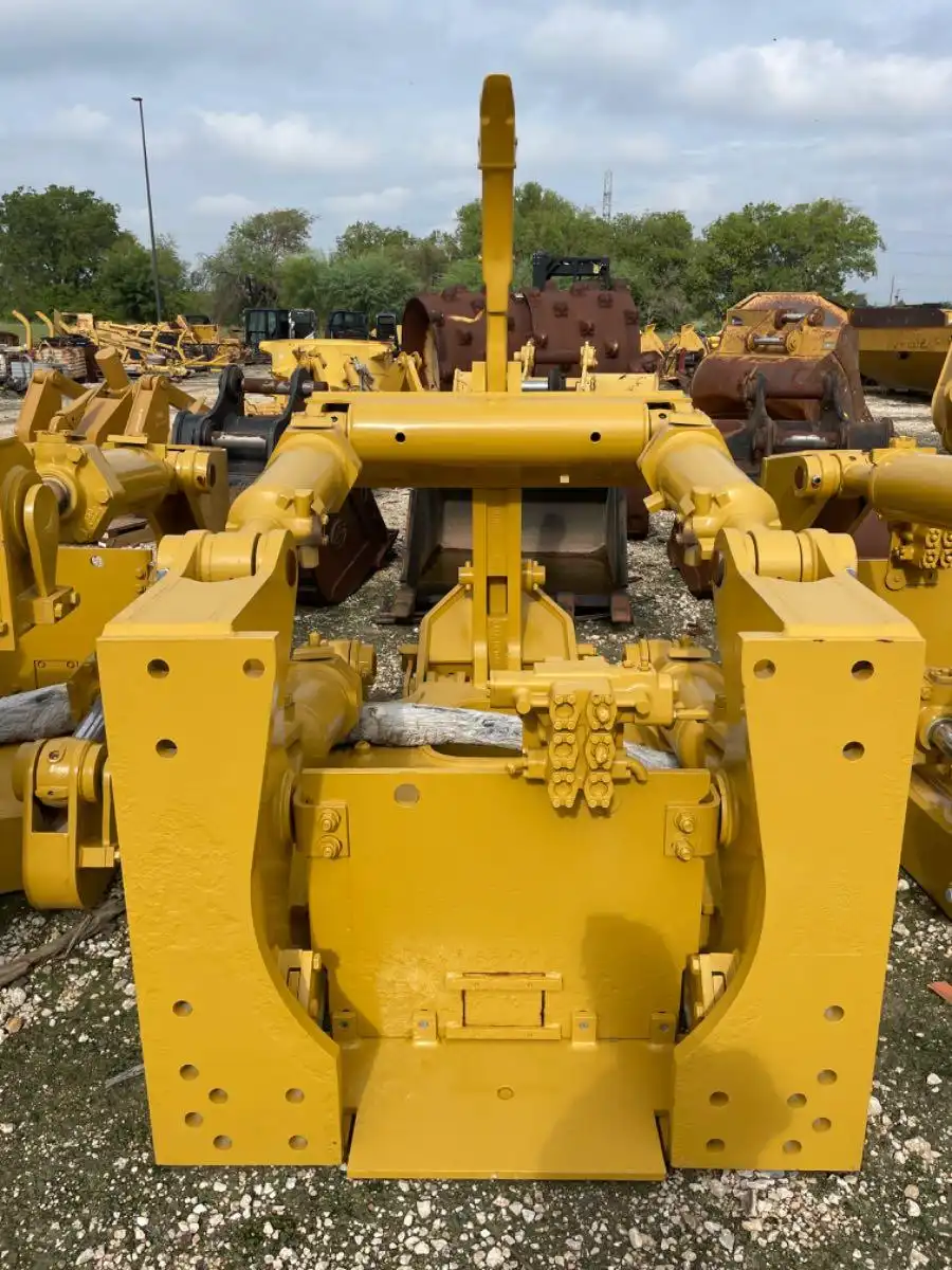 USED D8R SS RIPPER                    MQ image 9