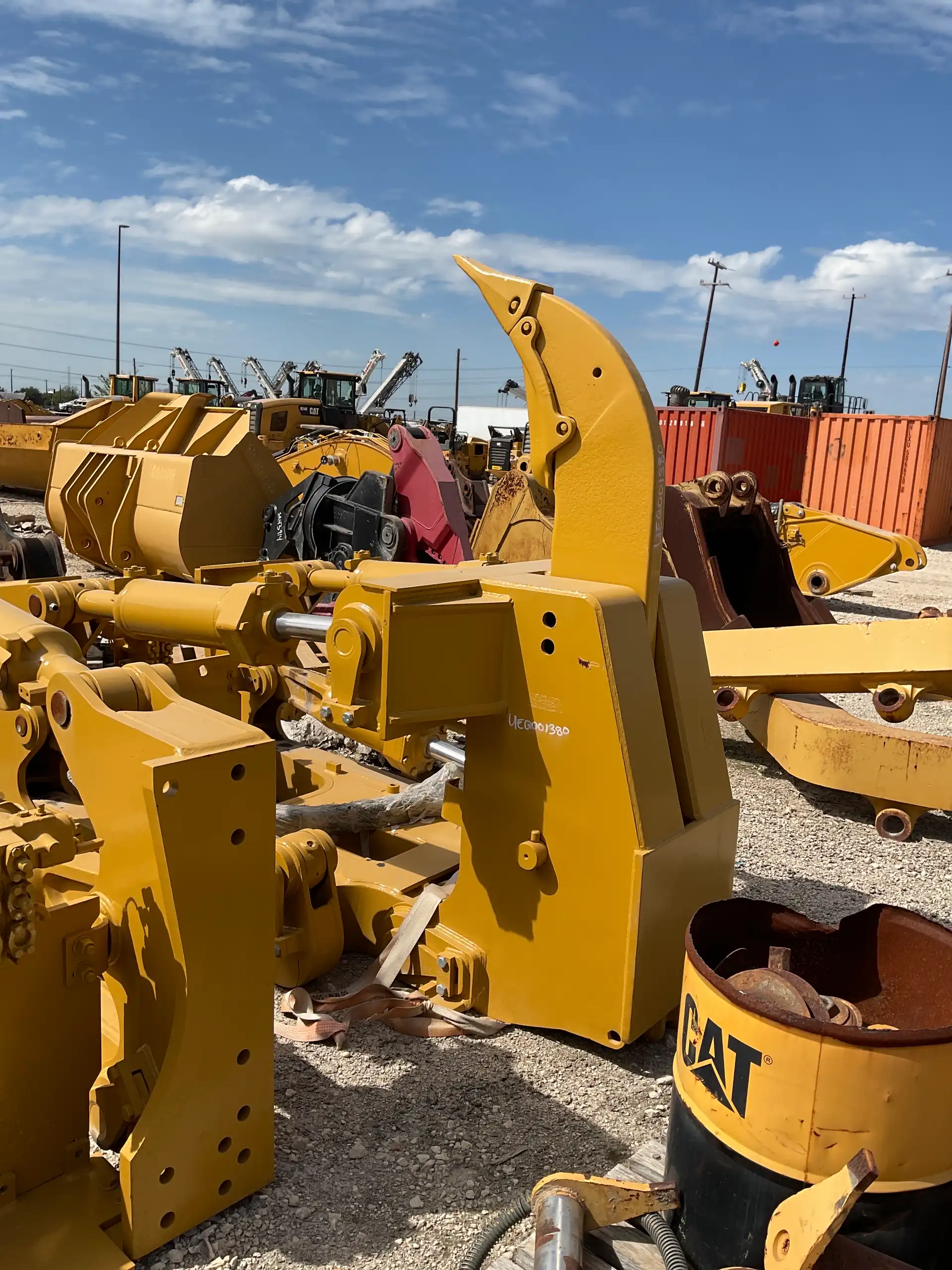 USED D8R SS RIPPER                          MQ image 3