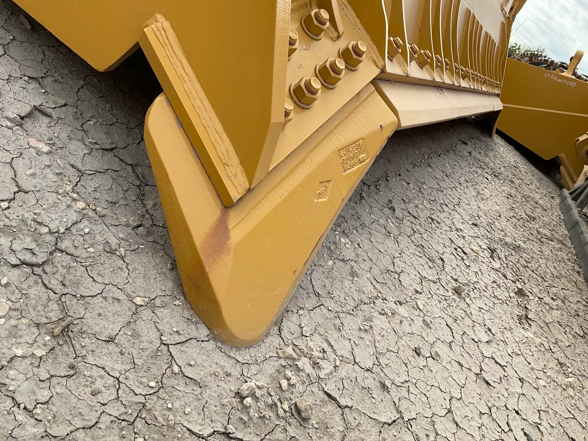 NEW D8T SU BLADE W/ PUSH ARMS                   MQ image 5
