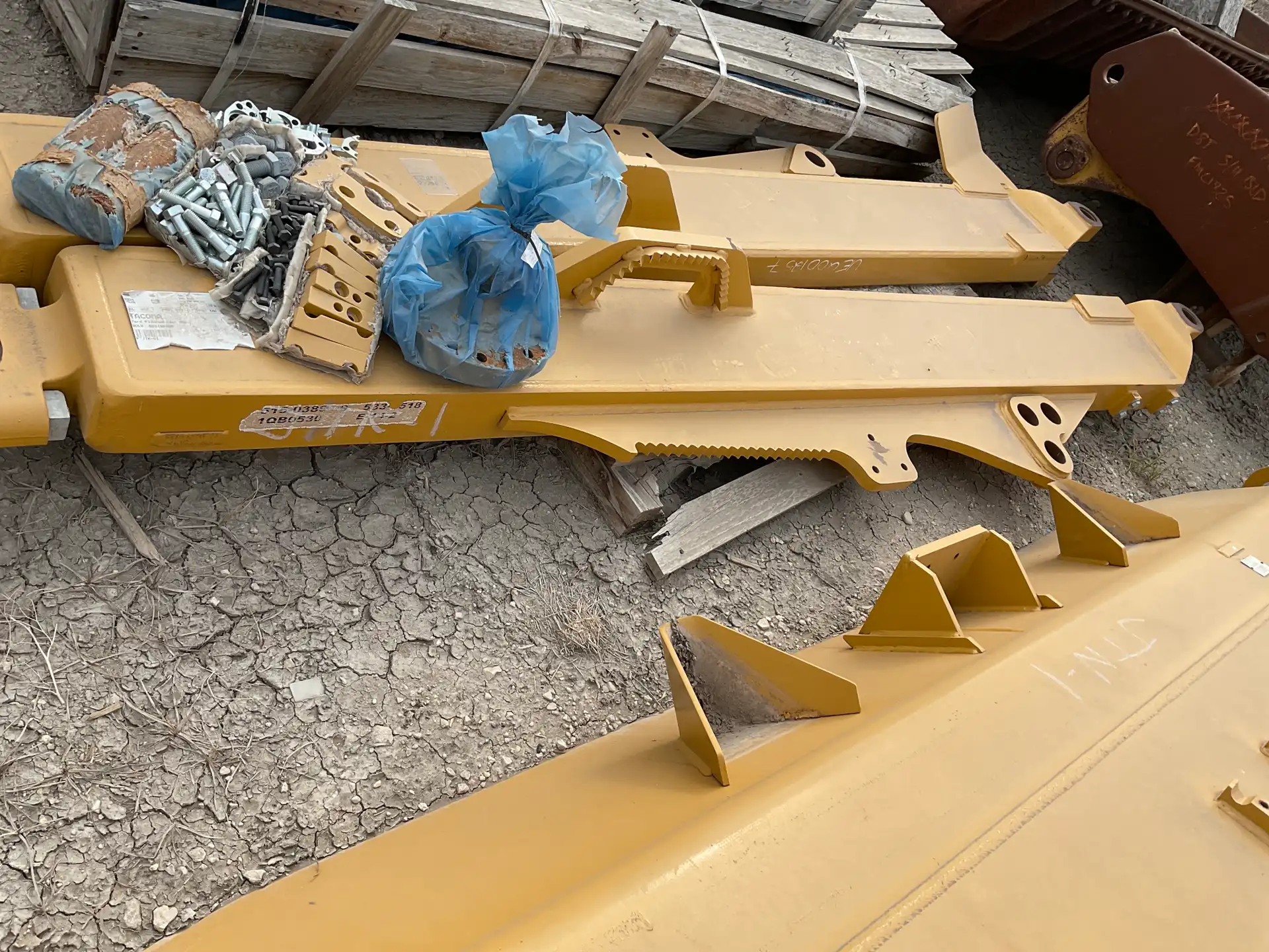 NEW D8T SU BLADE W/ PUSH ARMS                   MQ image 6