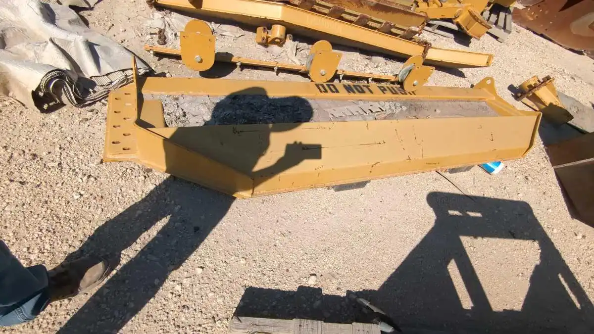 USED 740 TAILGATE                  MQ image 5
