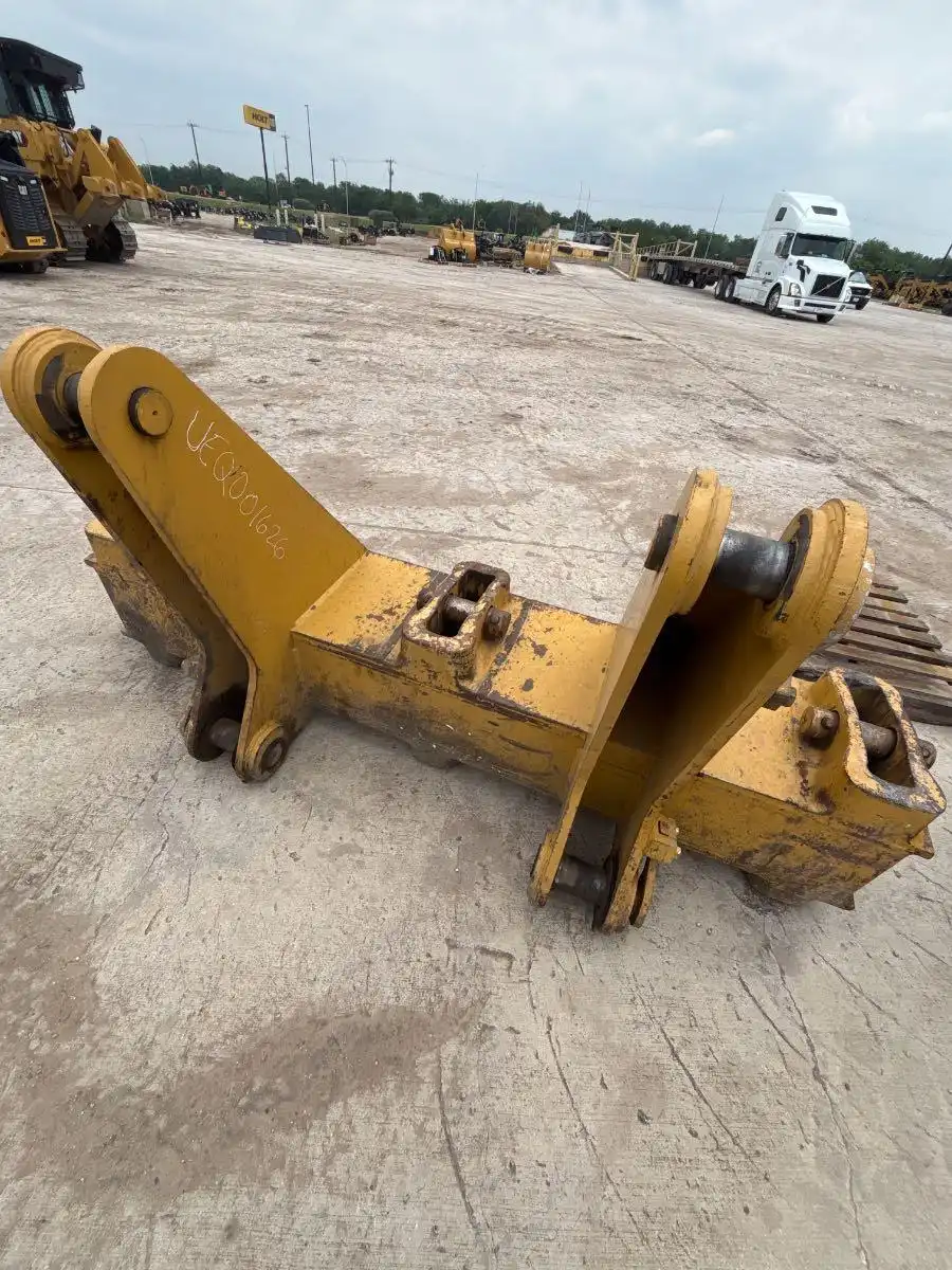 USED CAT MS RIPPER FOR D8T              MQ image 5