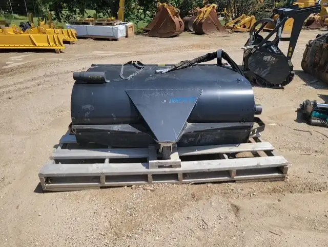 CAT BP118C PICK UP BROOM FOR SKID STEER   JBM image 3