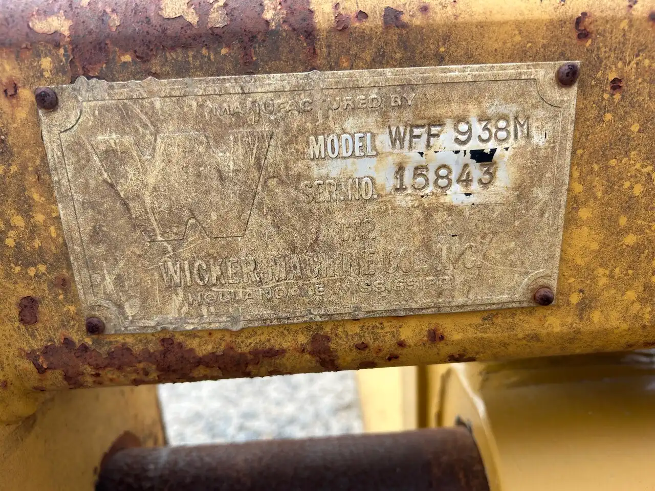 USED 60" WICKER 950M PIN ON FORKS image 2