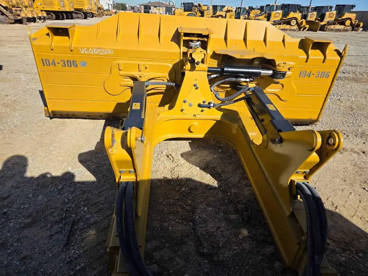 1 SET OF (3) STRAIGHT RIPPER SHANKS FOR D6 RIPPER      MQ image 9