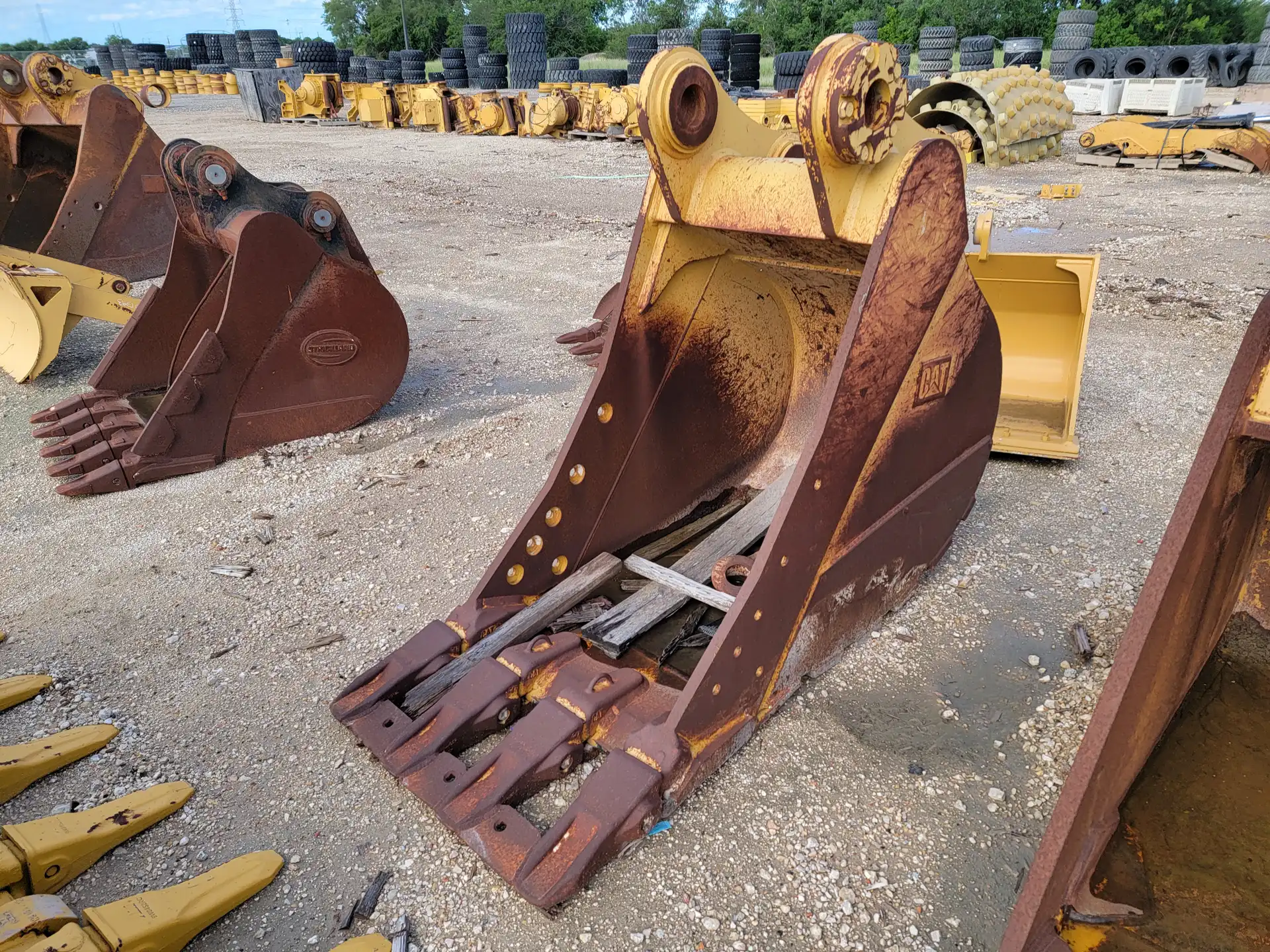 USED 336 36" BUCKET                        MQ image 4