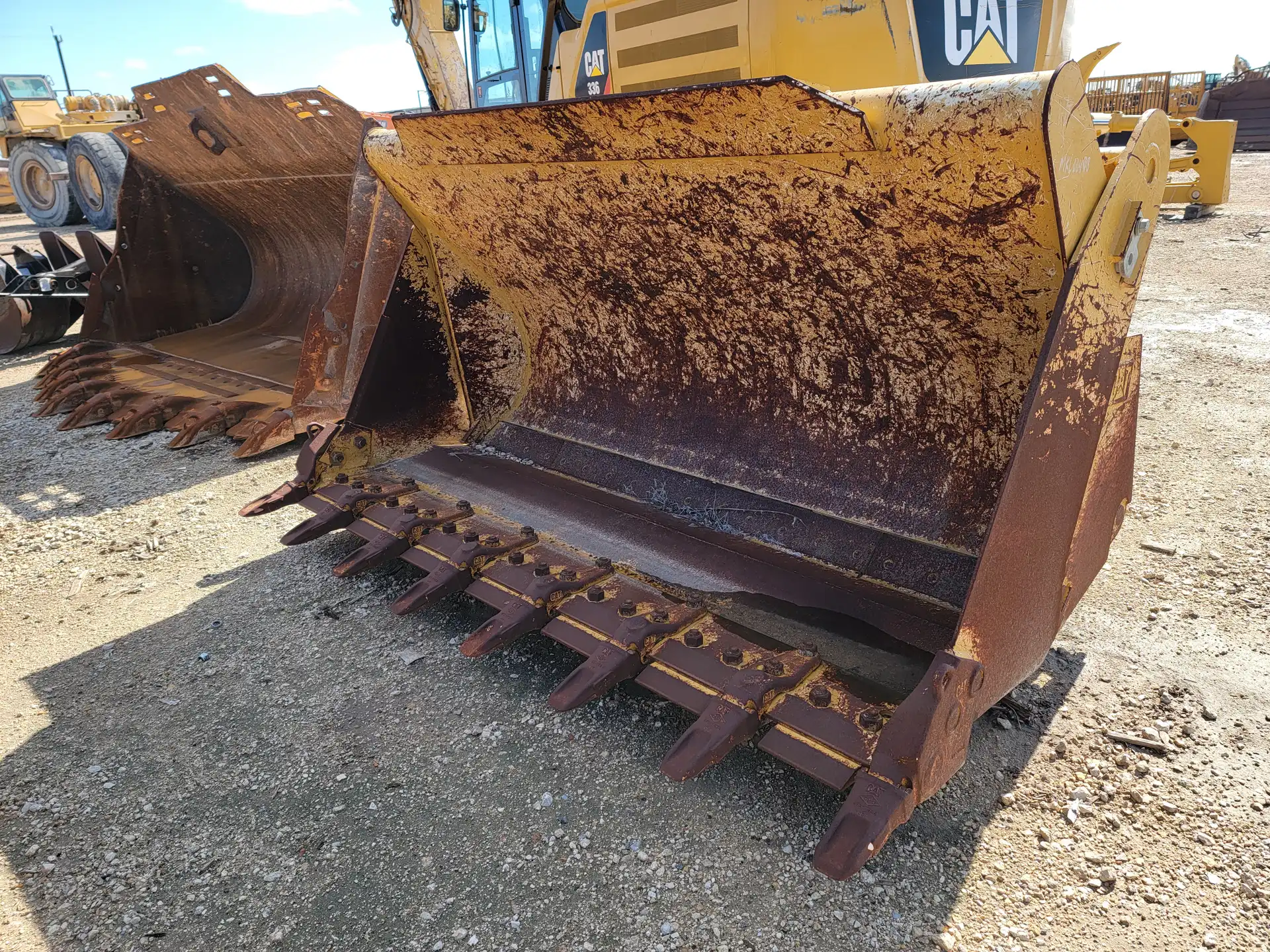 USED 973K MP BUCKET                    MQ image 4