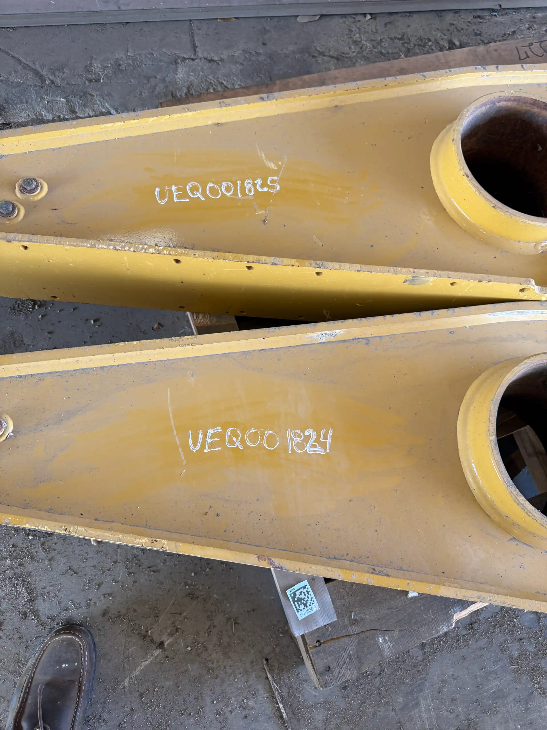 USED RH REAR BEAM / WHEEL EQUALIZER BAR             MQ image 2