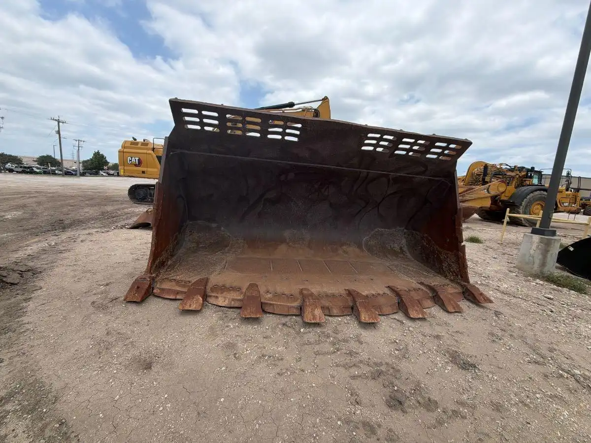 USED 992G BUCKET          16CYD               MQ image 3