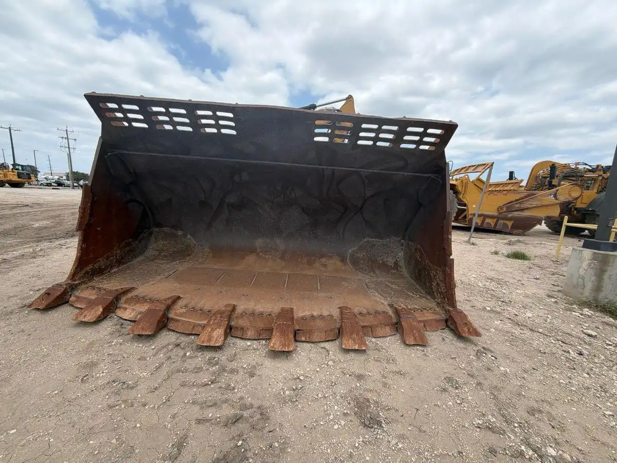 USED 992G BUCKET          16CYD               MQ image 6