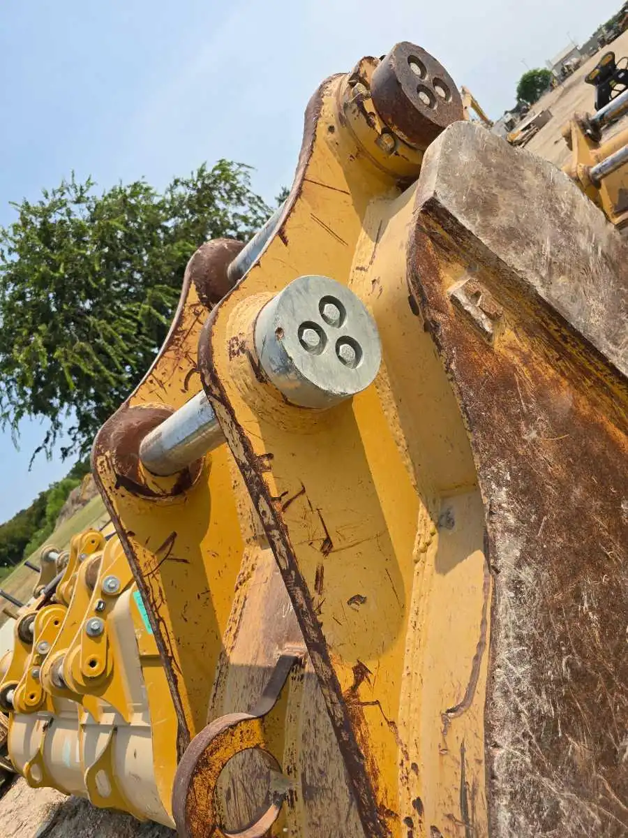 USED 54" ROCKLAND BUCKET FOR HB LINKAGE            MQ image 7