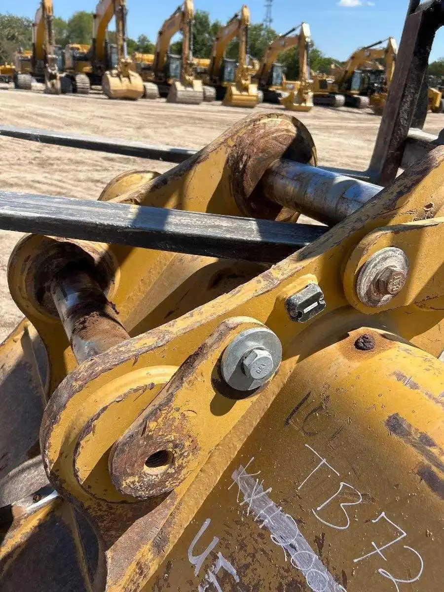 USED 349 TB LINKAGE BUCKET                     MQ image 6
