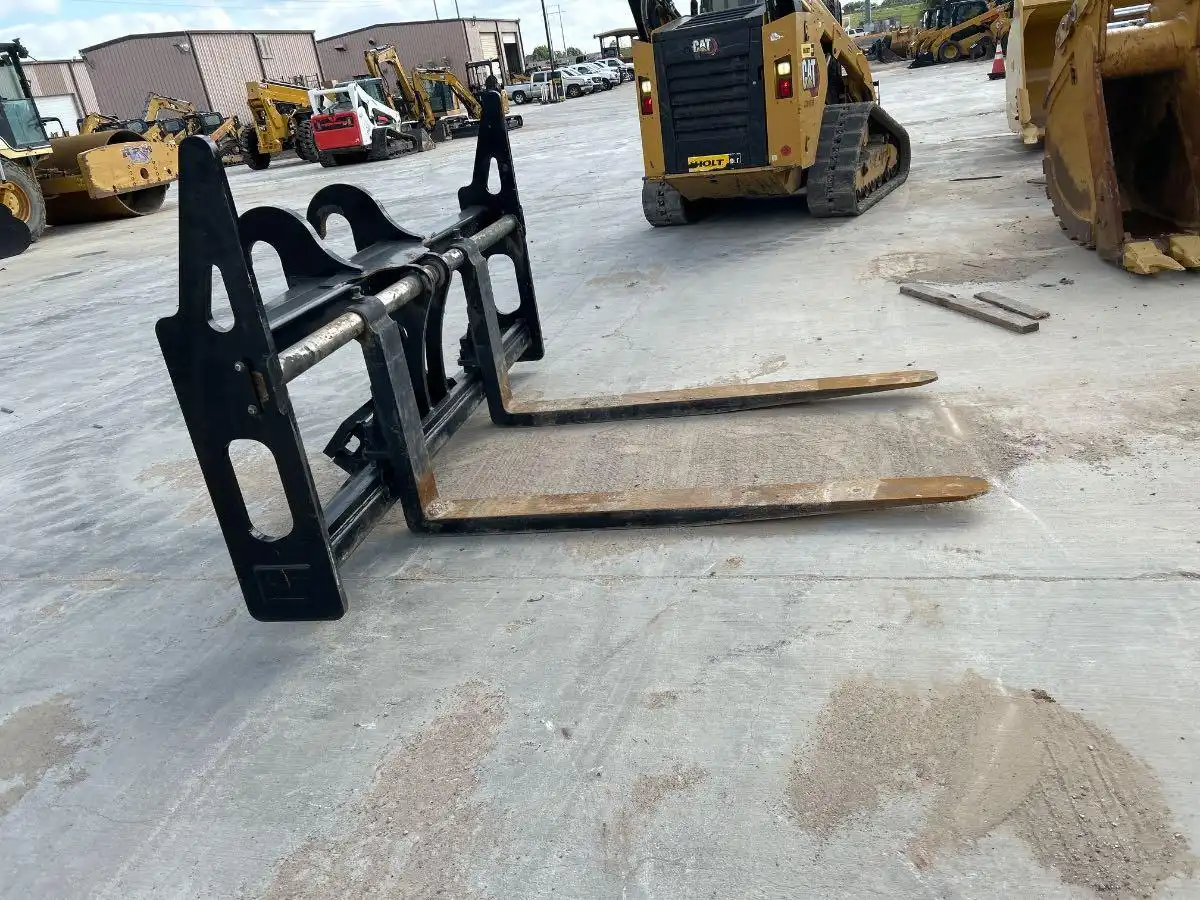 938 QC FORKS image 2