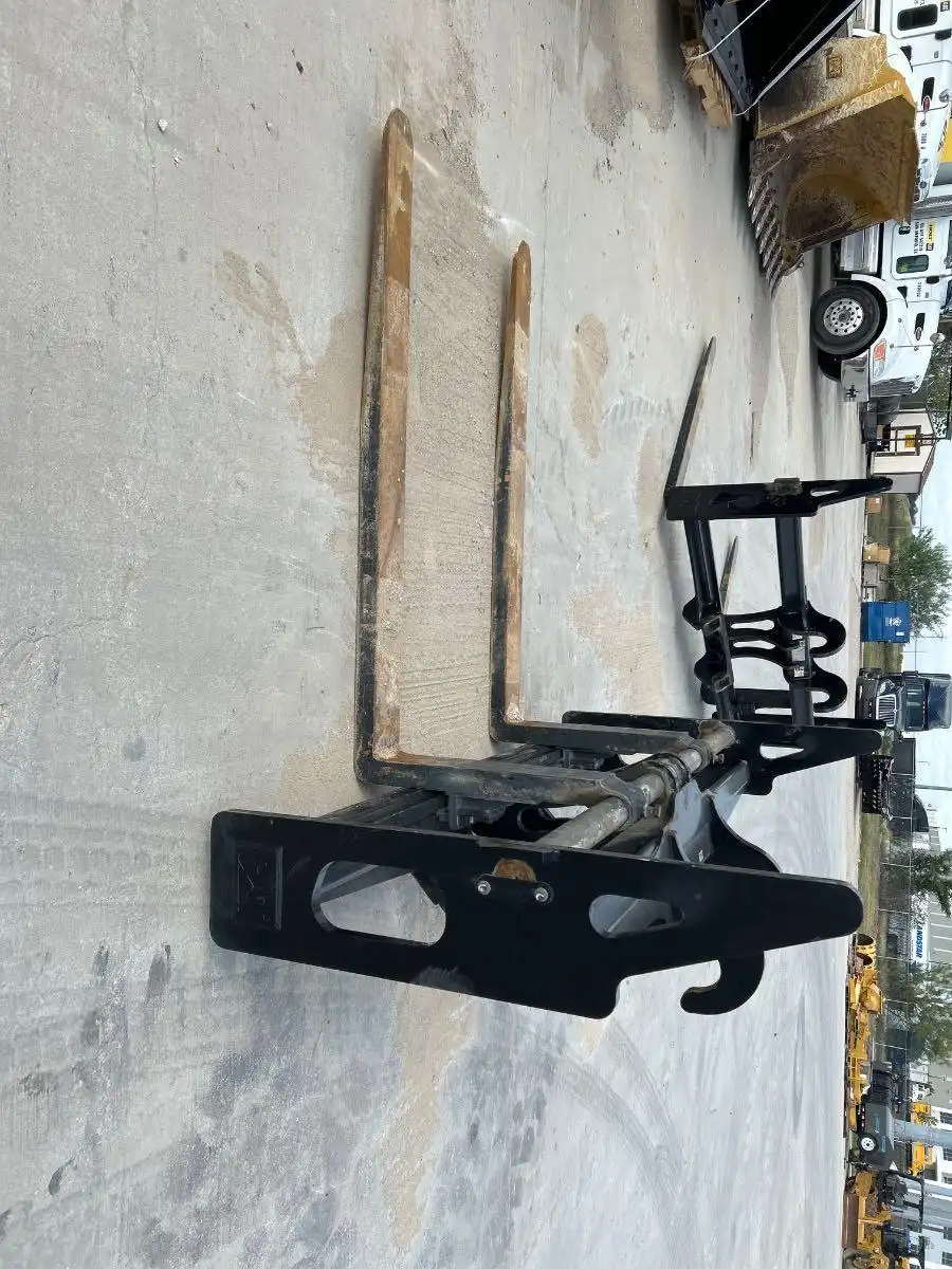 938 QC FORKS image 7