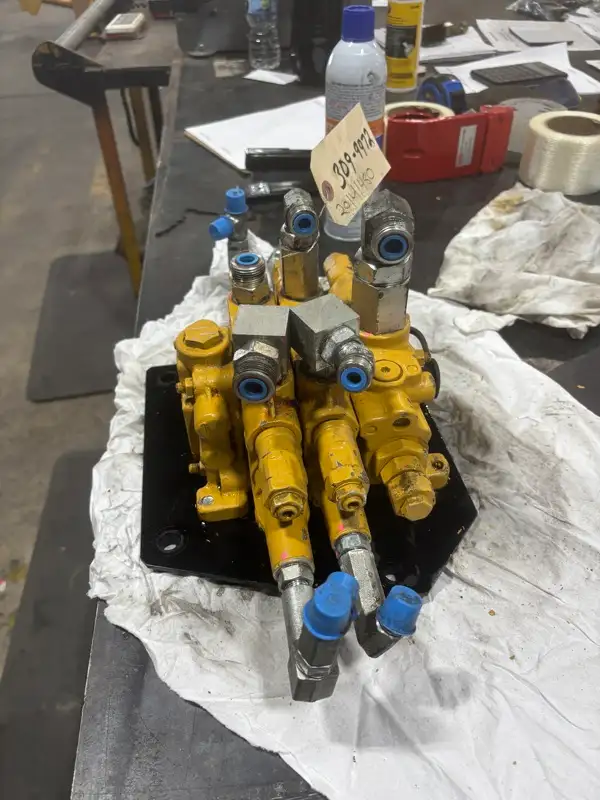 Hydraulic Control Valve Bank 3 image
