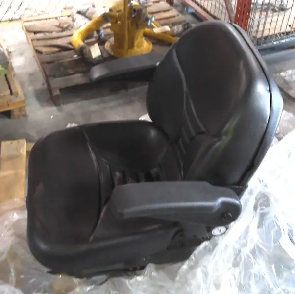 New Seat W/ Arms image