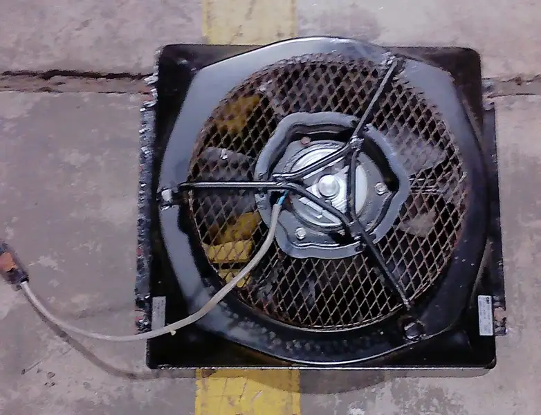 Condenser Group (basic)(refrigerant) image