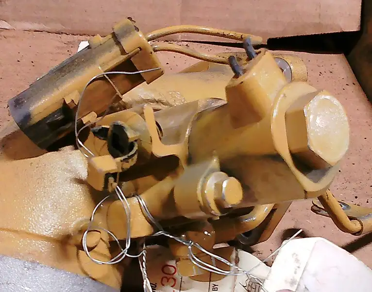 13.8-27.8 Volt Solenoid Valve image