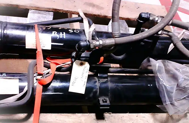 Cylinder & Lines Gp-boom image