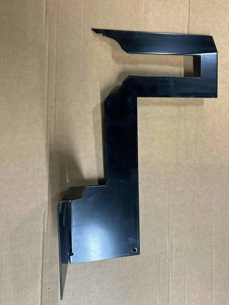 Trim - RH image