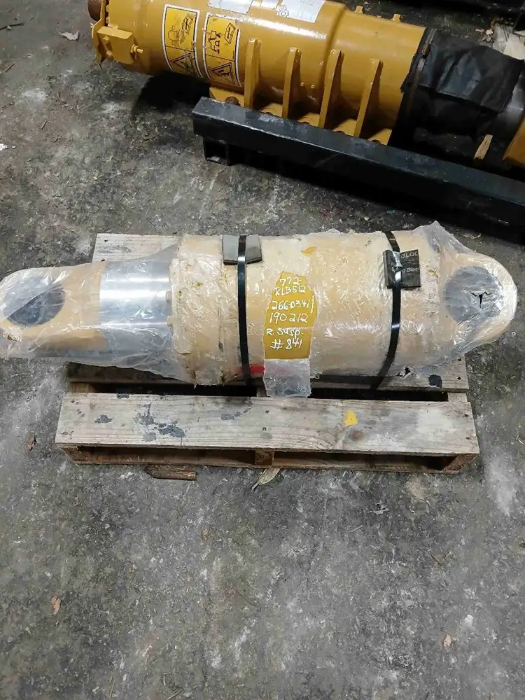 Suspension Cylinder image