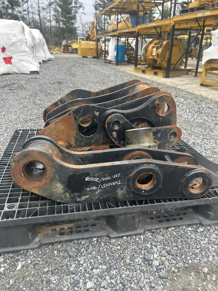 Lever AS -br image