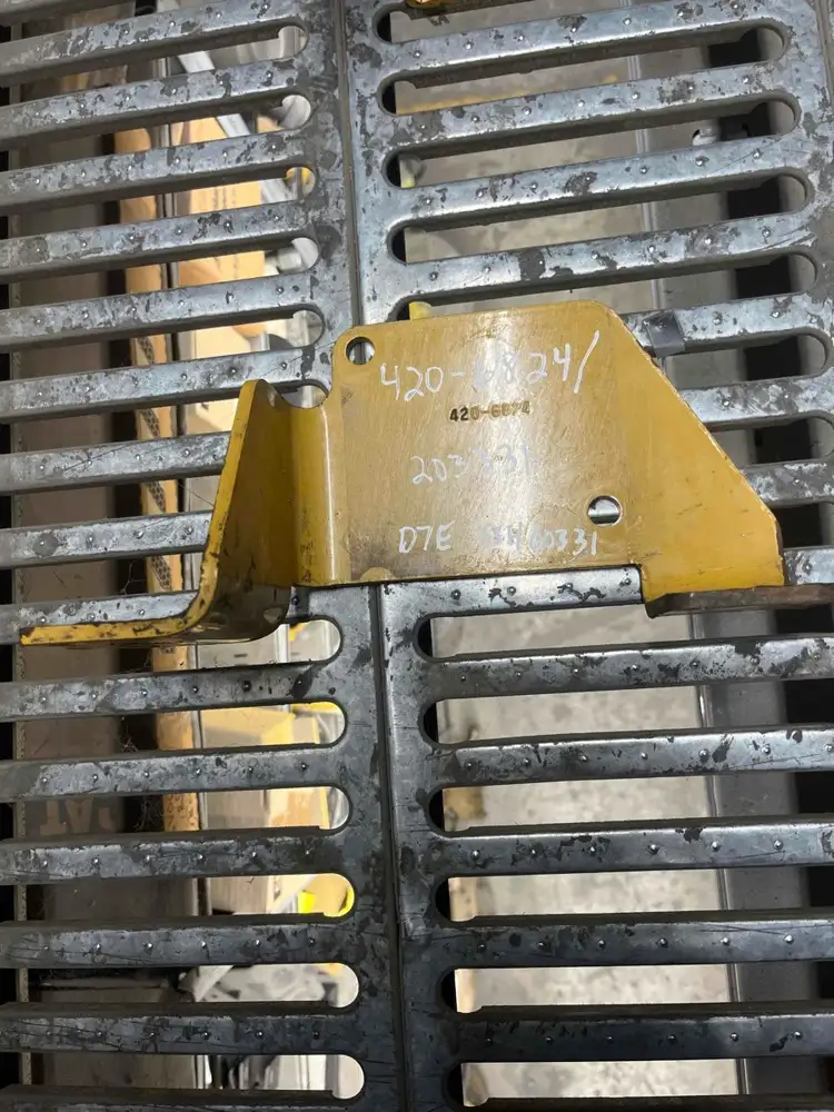 Bracket image