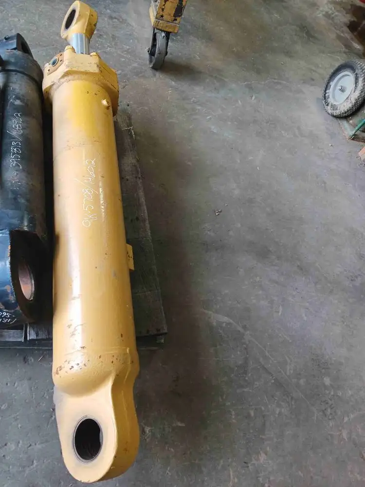 Cylinder G image