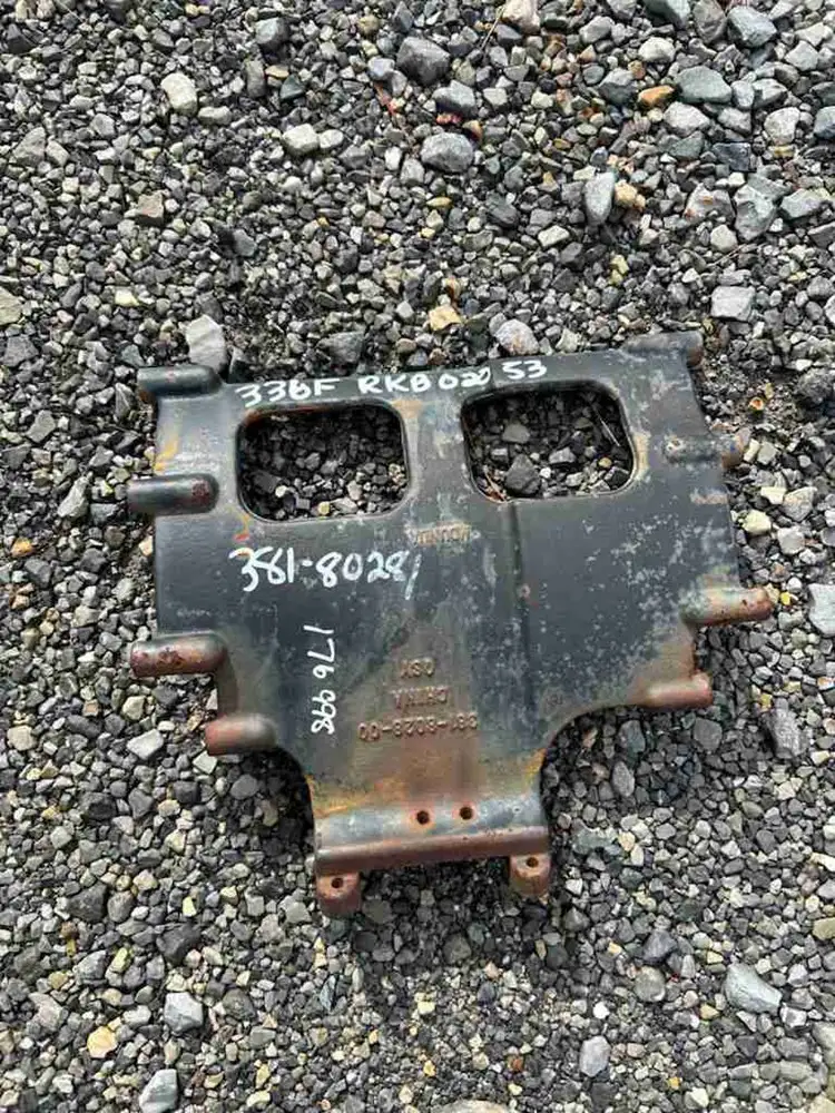 Bracket image