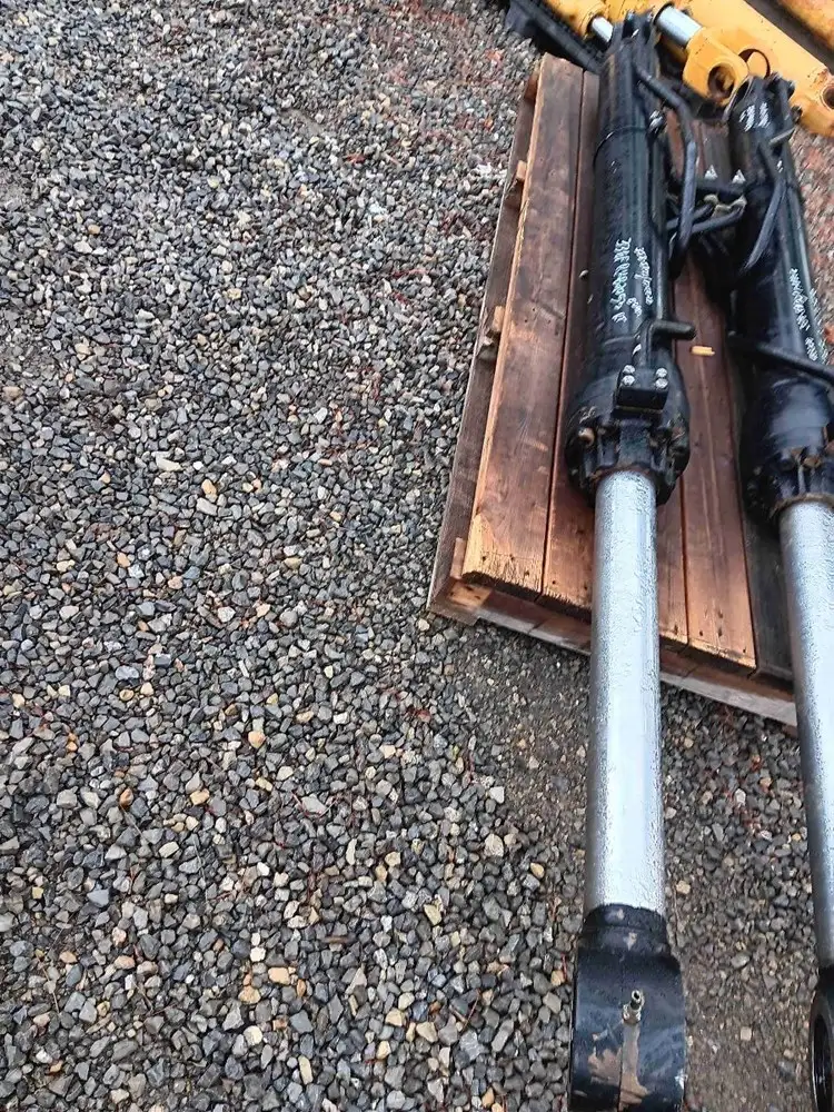 Cylinder Boom image