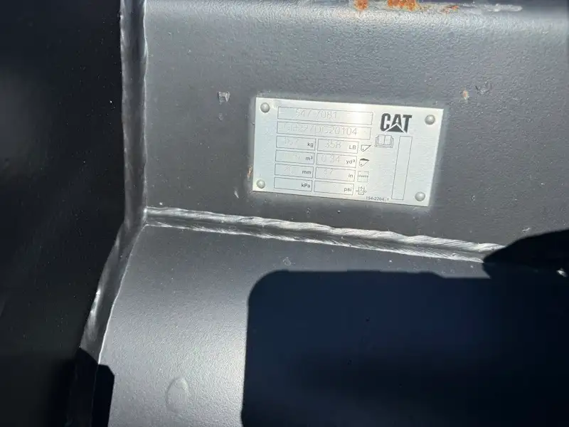 47" DC Bucket image