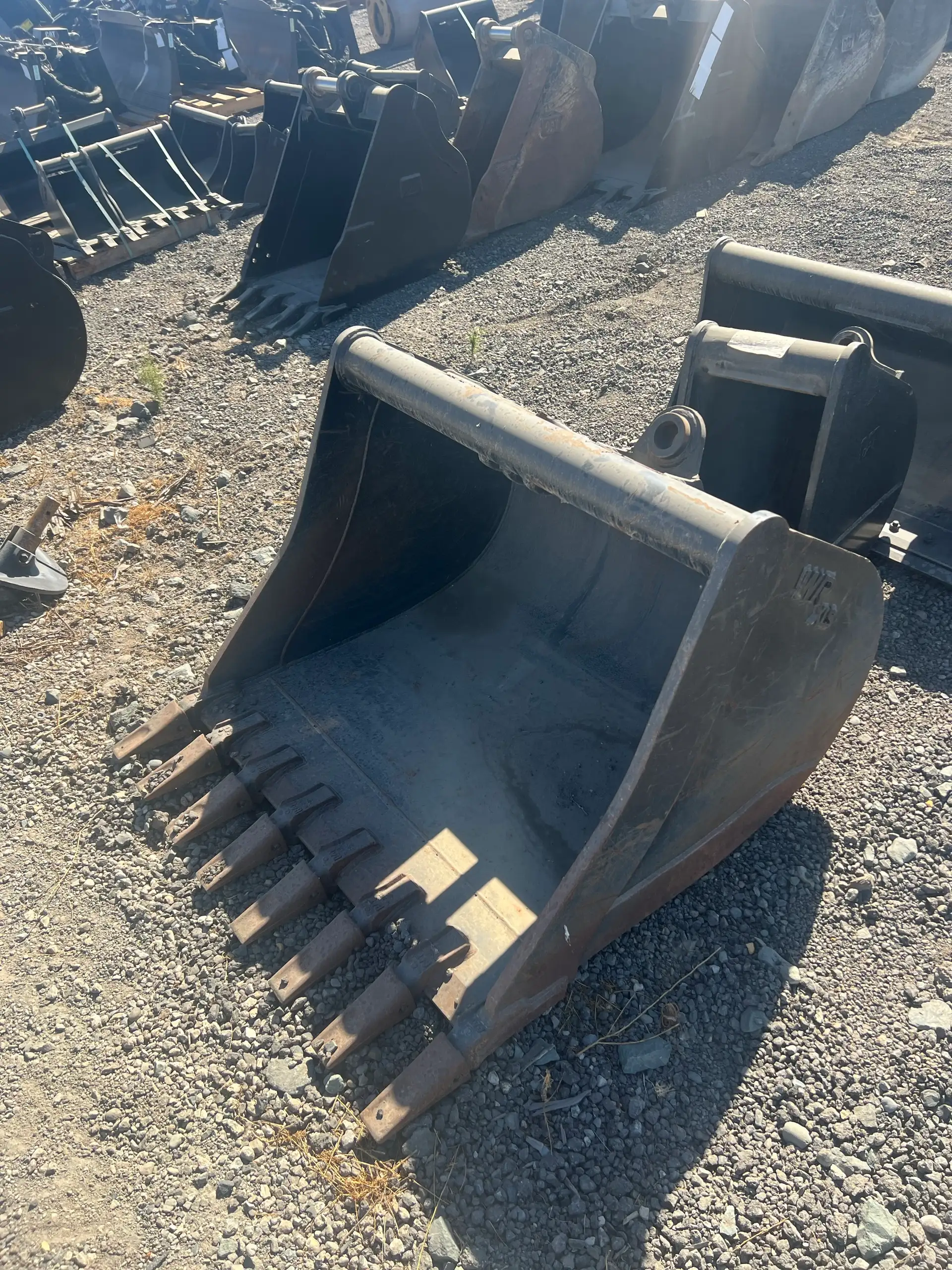 WR (Wain Roy) Style 48" Dig Bucket. Uses CAT Style Teeth/Tips. image