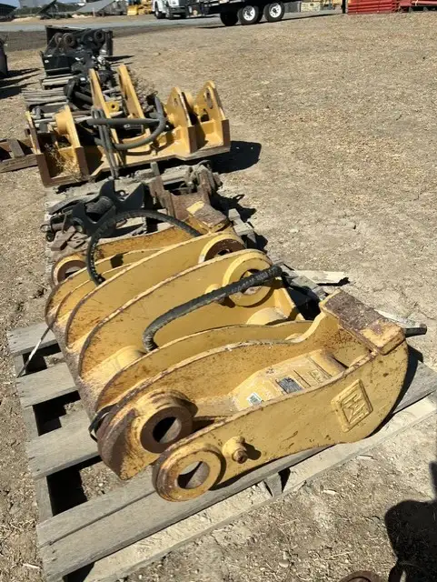 IT Quick Coupler for 924K / 930K CAT Wheel Loaders image