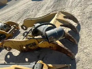 Take off PSM Thumb. Fits CAT 385 Excavator. image