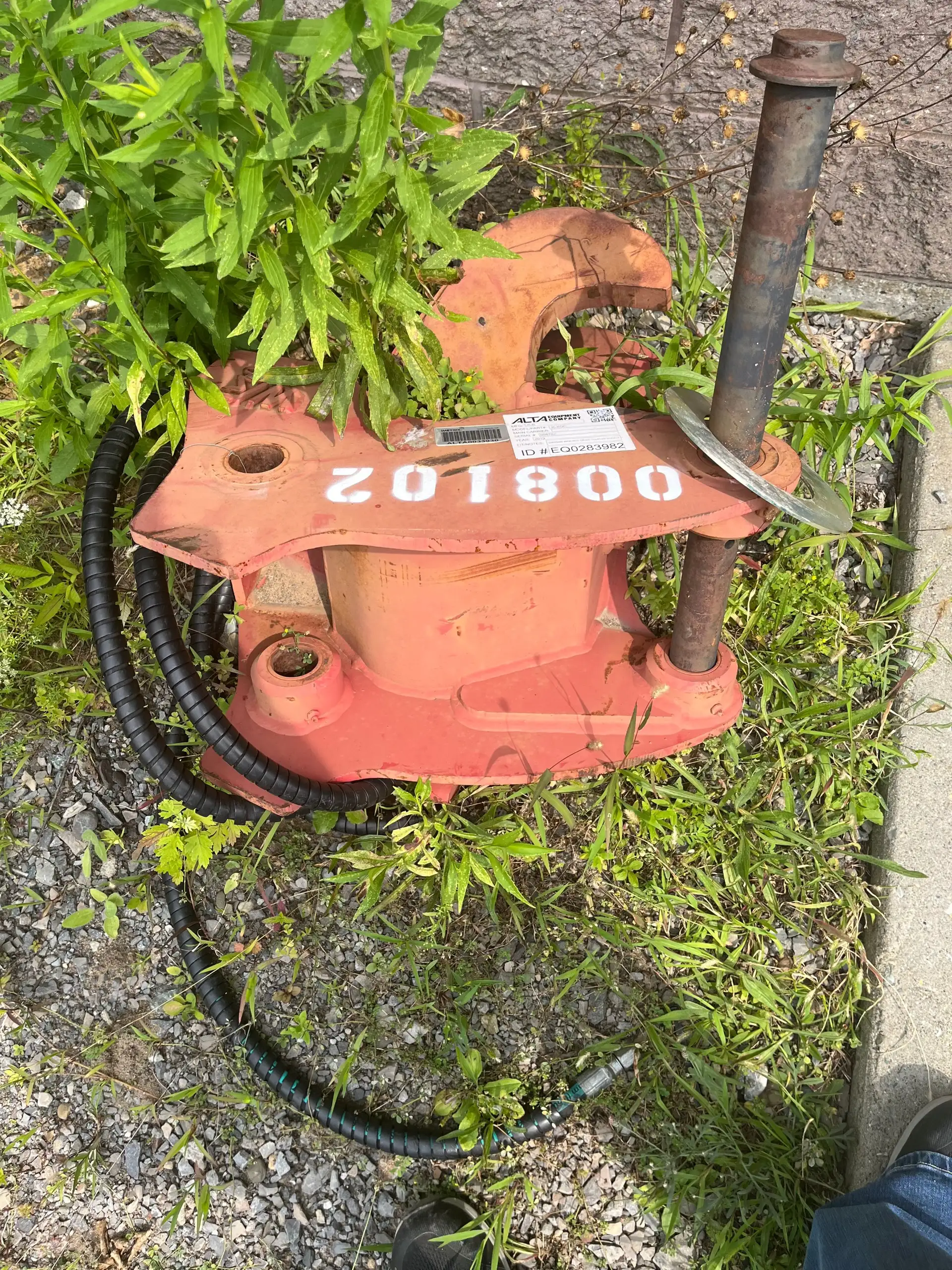 2019 JCB 328/00648 WAIN ROY SWING COUPLER 3CX/4CX image