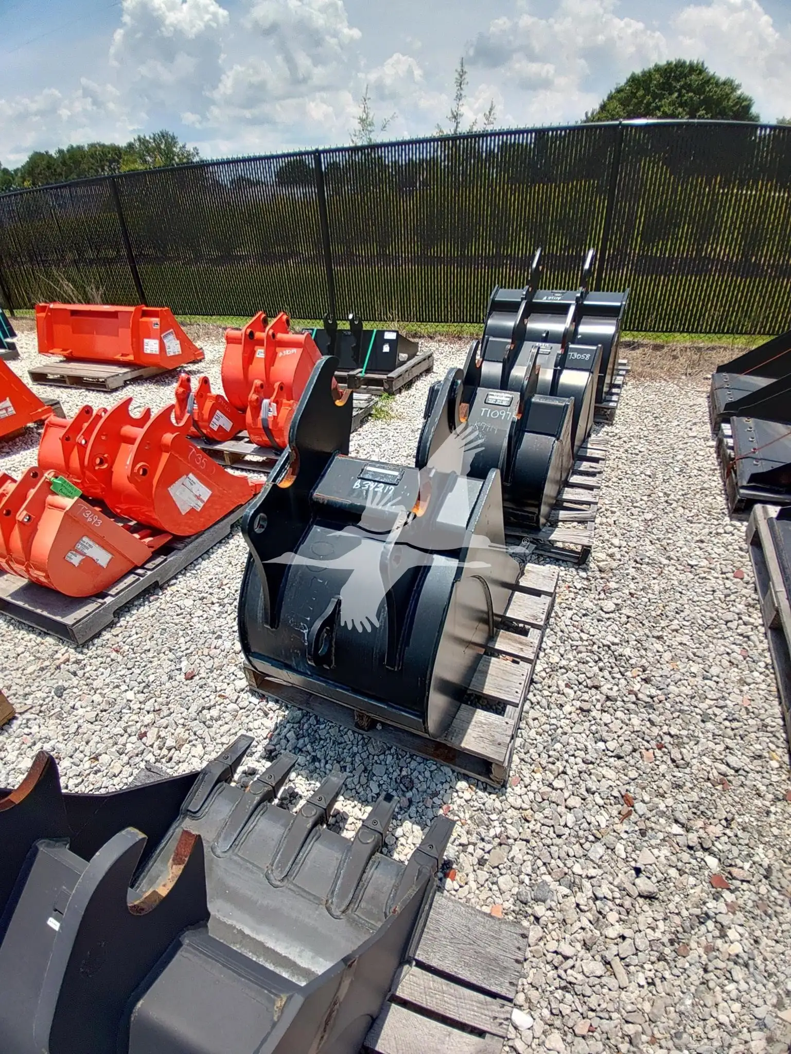Kubota K7427 24 in Trenching Bucket image