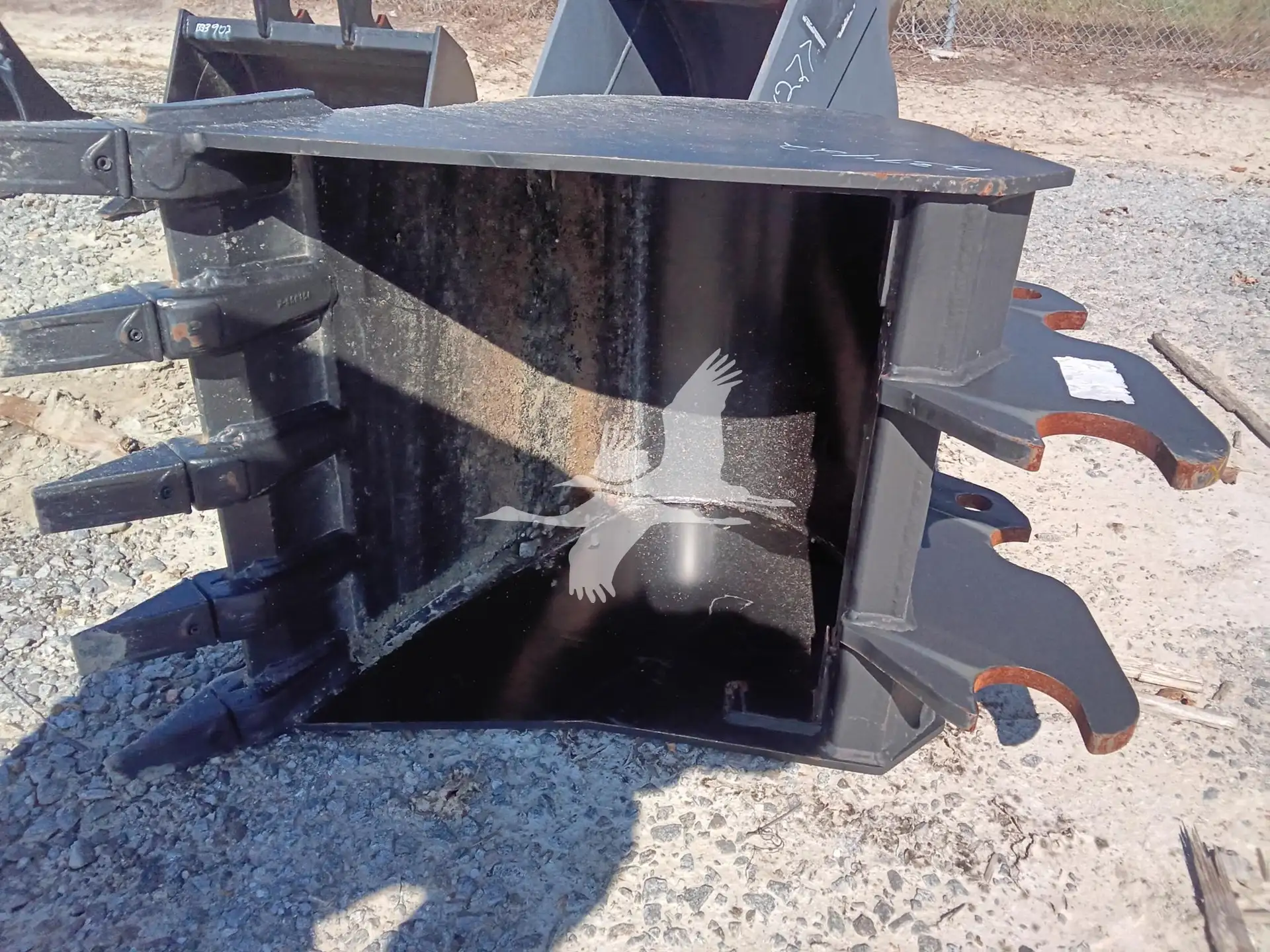 Kubota K7919 24 in Trenching Bucket image