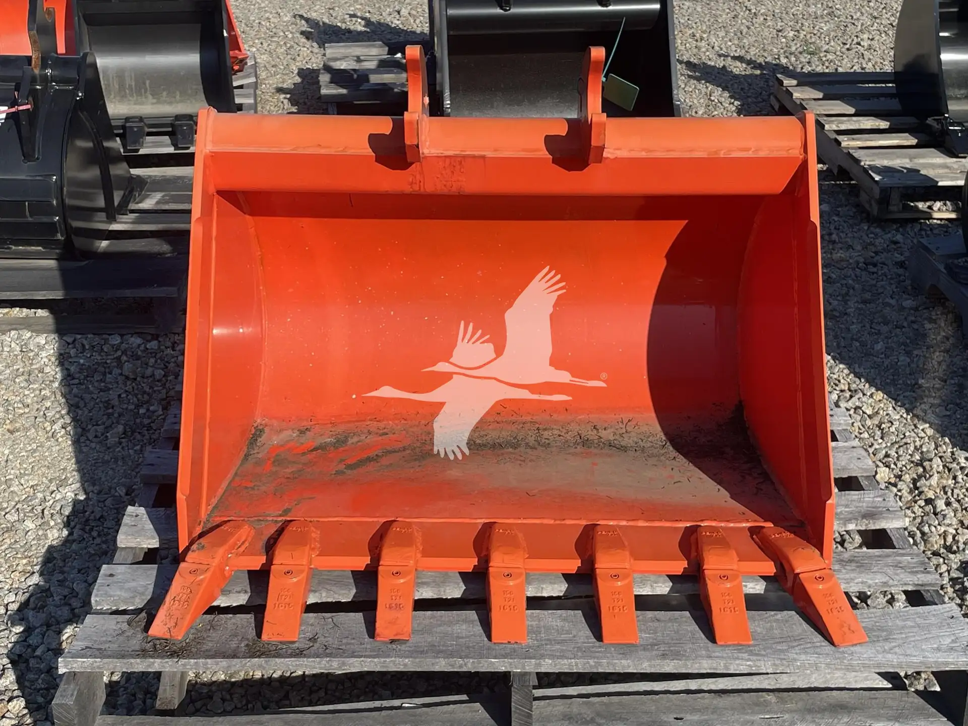 Kubota BT4587 36 in QA Backhoe Bucket image