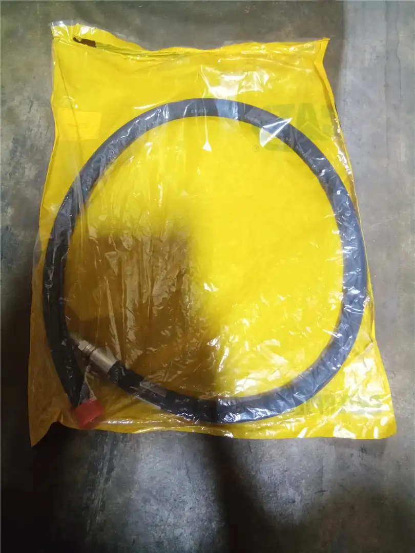 NEW HOSE image