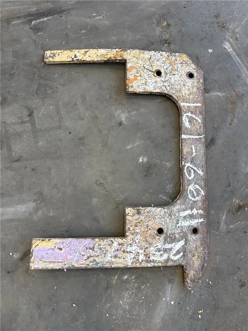USED PLATE image