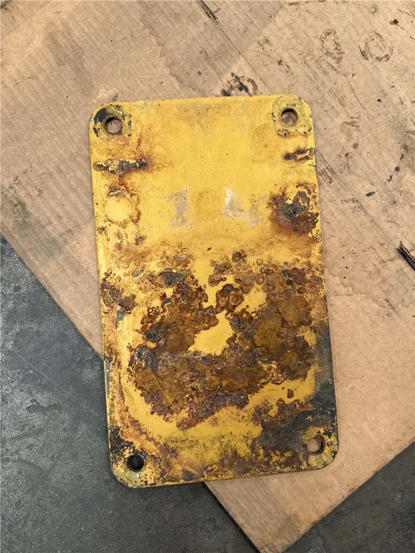 USED COVER image