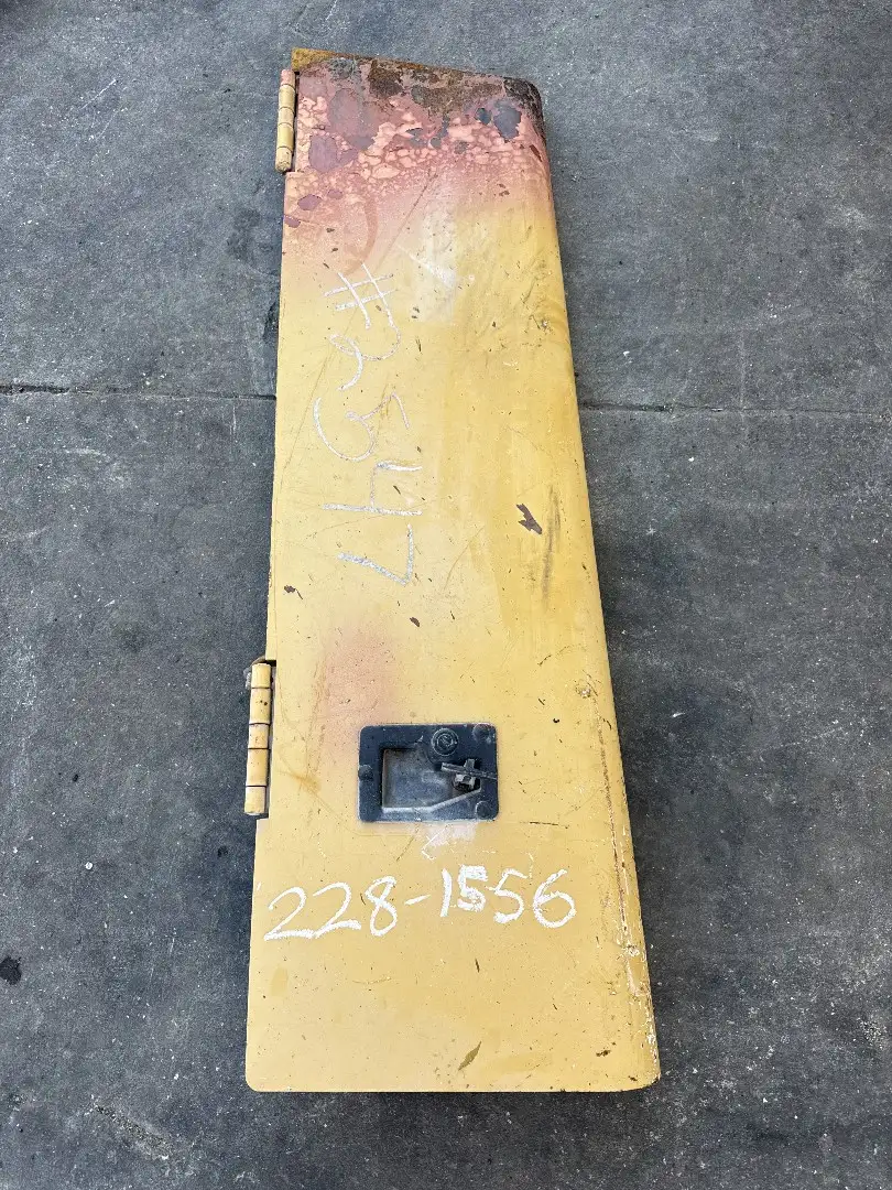 USED LH DOOR AS image
